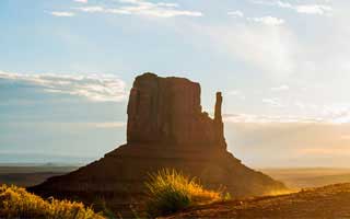 开赛前我在爱游戏体育（爱游戏官方网站）刷到那页资金走向，像被人悄悄改过，这就很不正常！