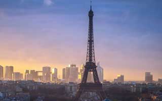 英超刚结束,勇士临场战术变化明显,云开体育相关讨论开始增多